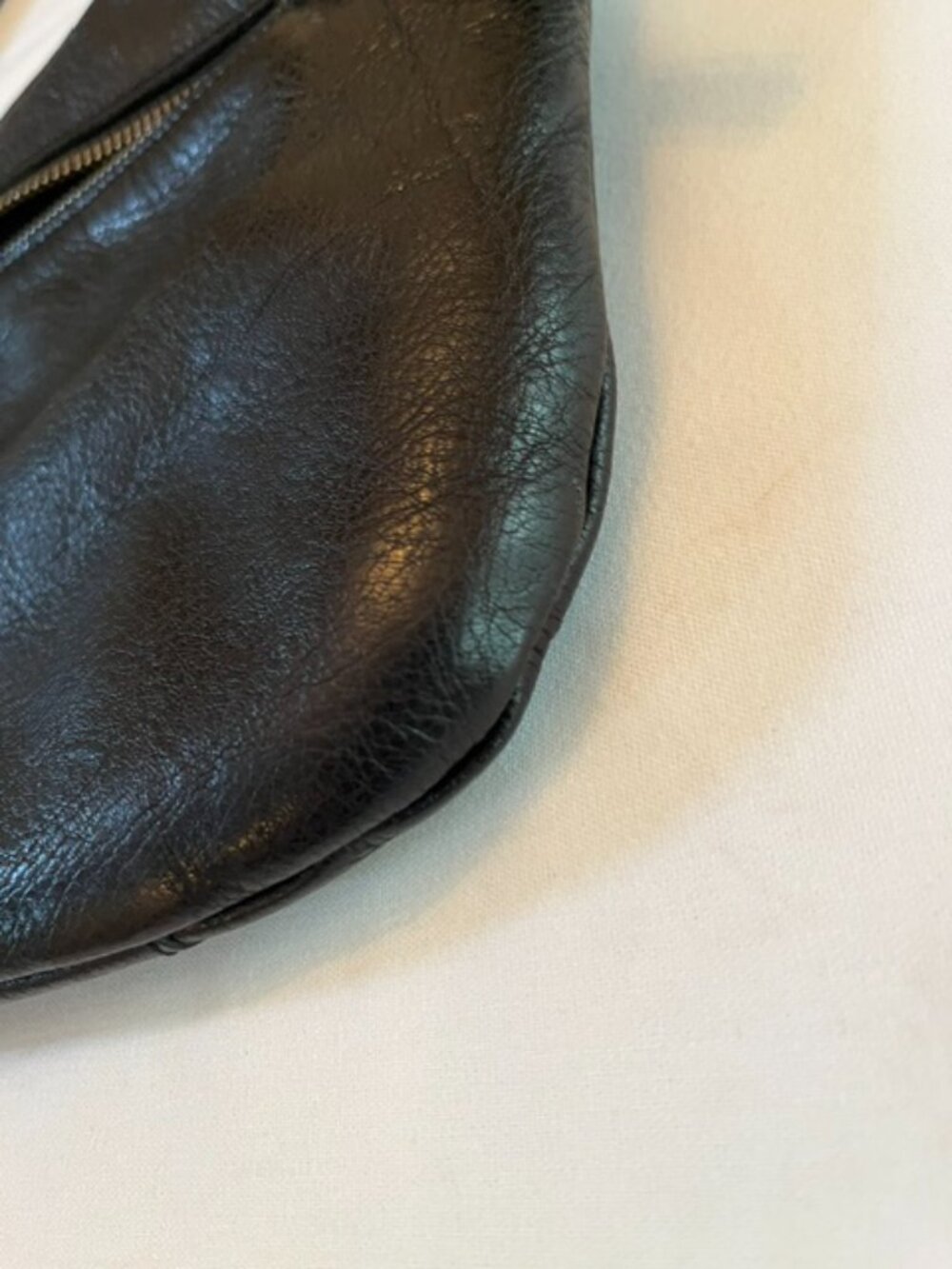 LUPO | Barcelona Black Pebbled High Quality Leather Crossbody Bag-EUC-Vintage - Picture 10 of 16